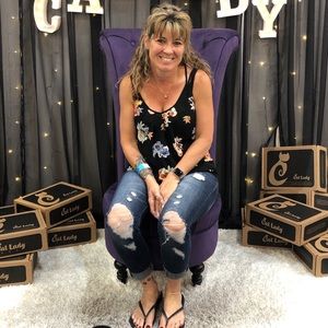 Meet your Posher, Carri